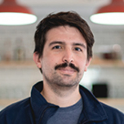 Leo Bauza